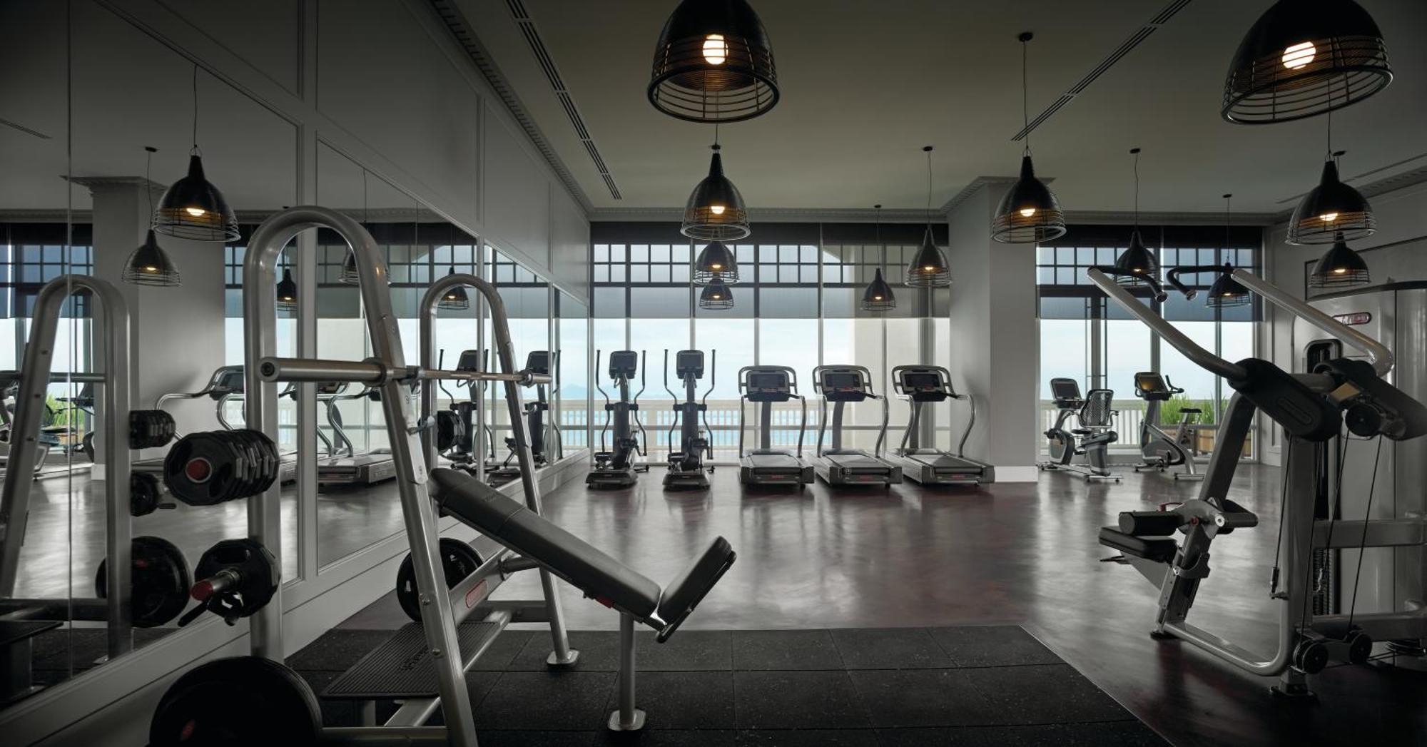 Eastern & Oriental Hotel George Town Dış mekan fotoğraf The gym at The Westin Kuala Lumpur